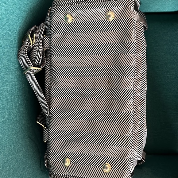 Ju-Ju-Be BFF Convertible Unisex Diaper Bag - Picture 3 of 9